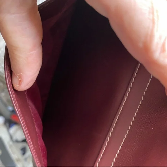 AUTHENTIC Cartier Burgundy CROSSBODY BAG With WALLET - Picture 11 of 16